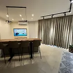 Smart, Stylish & Seaview Apartamento Vlorë