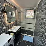 Smart, Stylish & Seaview Vlorë