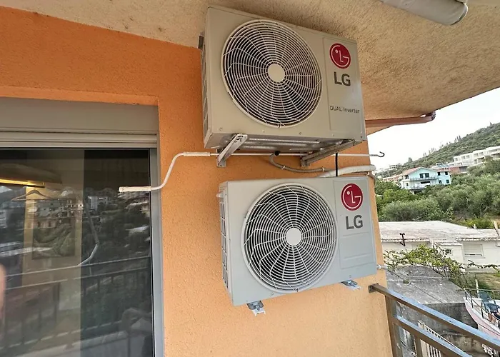 Smart, Stylish & Seaview *